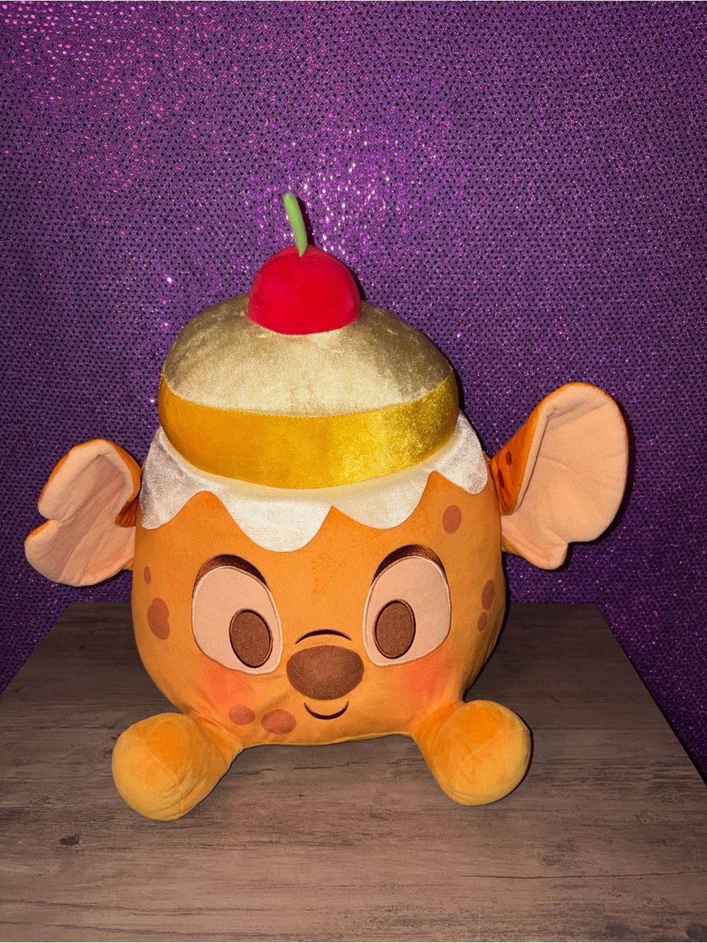 🆕💜Disney Munchlings Pineapple Upside Down Cake Stitch Medium Plush
